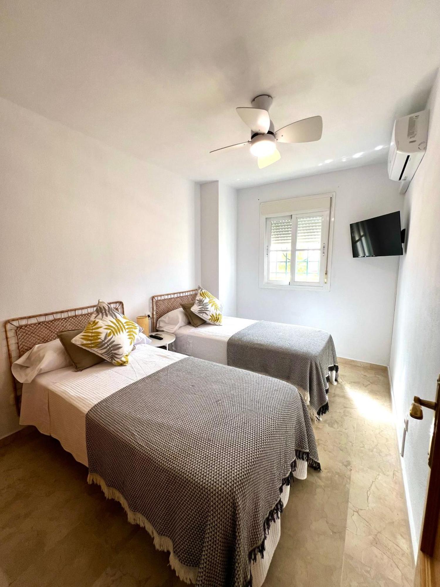 Casa Baviera Golf & Beach Caleta De Velez Esterno foto